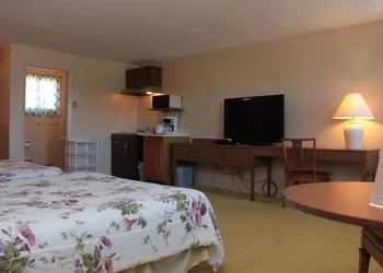 The Inn Between the Beaches hotel thumbnail 6