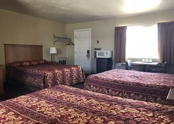 Evergreen Lodge hotel thumbnail 7