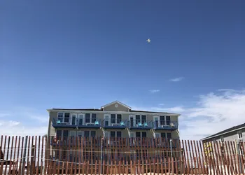 Misquamicut Beach Front Inn hotel thumbnail 4