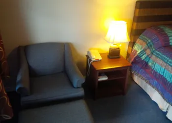 Holiday Lodge hotel thumbnail 7
