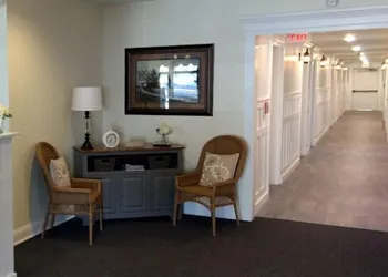 Harbor House Inn hotel thumbnail 6