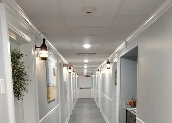Harbor House Inn hotel thumbnail 7