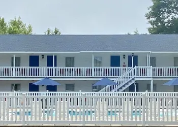 Seacoast Motel hotel thumbnail 4