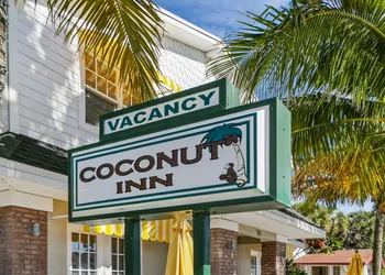 Coconut Inn hotel thumbnail 5