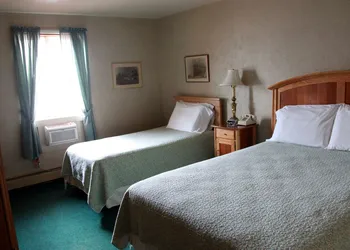 The Winter Inn hotel thumbnail 7