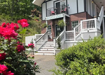 Grafton Lodge hotel thumbnail 2