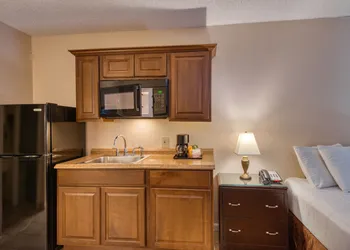 Palms Garden Inn hotel thumbnail 6