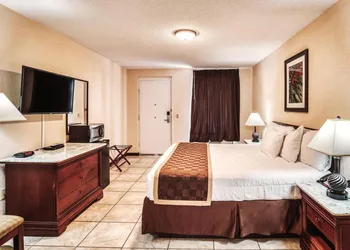 Palms Garden Inn hotel thumbnail 7