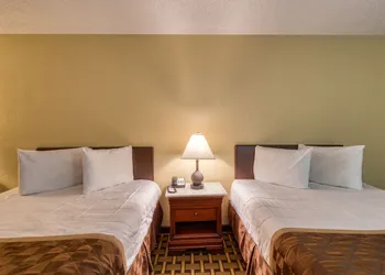 Palms Garden Inn hotel thumbnail 8