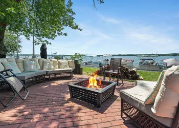 Fife Lake Lodge hotel thumbnail 2