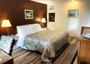 Skaneateles Inn on 20 hotel thumbnail 3