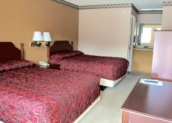 Budget Inn hotel thumbnail 3