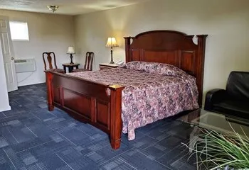 All Seasons Motel hotel thumbnail 2
