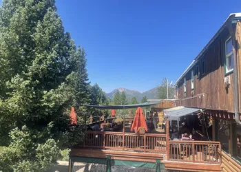 Silver Fork Lodge and Restaurant hotel thumbnail 4
