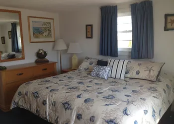 Mariner's Point Resort hotel thumbnail 5