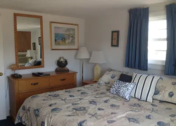 Mariner's Point Resort hotel thumbnail 6