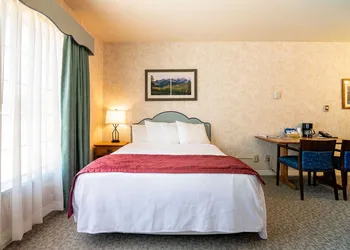 Swiss Alps Inn hotel thumbnail 8