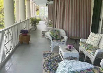 Montrose Inn hotel thumbnail 7