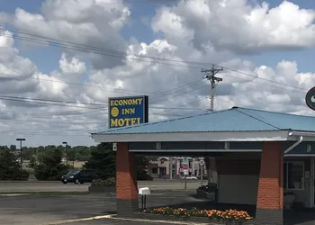 Economy Inn Motel hotel thumbnail 2