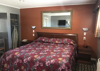 Economy Inn Motel hotel thumbnail 7