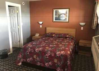 Economy Inn Motel hotel thumbnail 8