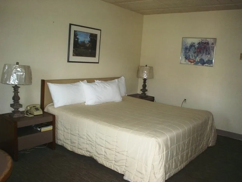 Bayside Motor Inn hotel detail image 6