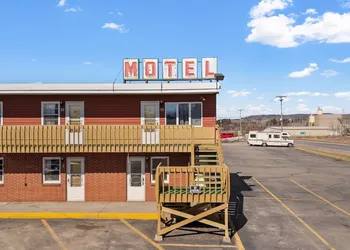 Pine View Inn hotel thumbnail 5