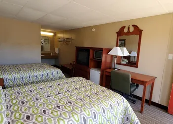 Economy Inn hotel thumbnail 5