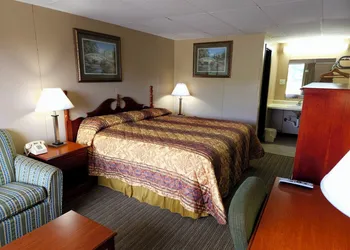 Economy Inn hotel thumbnail 6