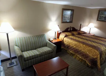 Economy Inn hotel thumbnail 7