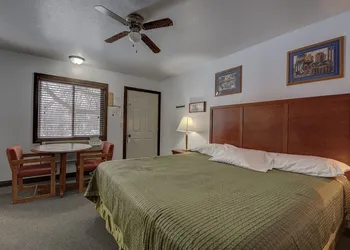 Northland Inn Motel hotel thumbnail 5