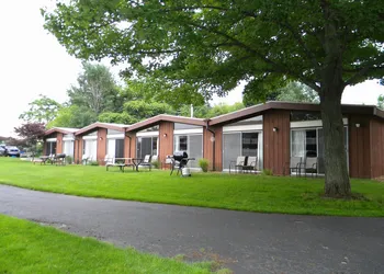 Nader's Motel & Suites hotel thumbnail 2