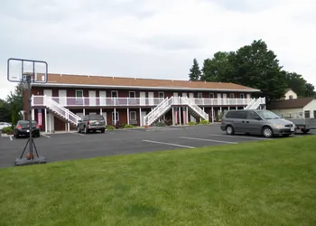 Nader's Motel & Suites hotel thumbnail 6