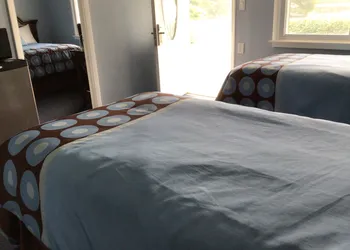 Hitching Post Country Motel hotel thumbnail 3