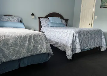Hitching Post Country Motel hotel thumbnail 5