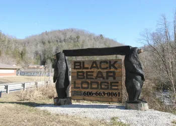 Black Bear Lodge Motel hotel thumbnail 6