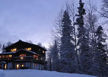 Talkeetna Chalet hotel thumbnail 2