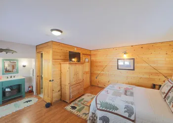Talkeetna Chalet hotel thumbnail 4