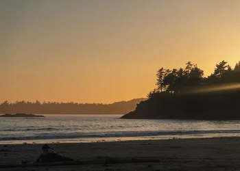 Mackenzie Beach Resort hotel thumbnail 4
