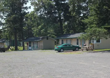 The Evergreen Motel hotel thumbnail 3