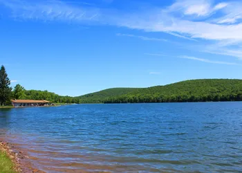 Alpine Lake Resort hotel thumbnail 5