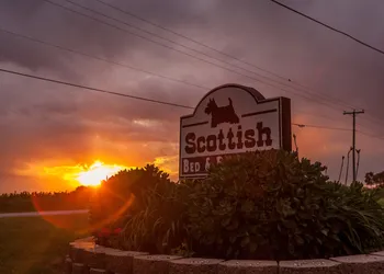 Scottish Bed & Breakfast hotel thumbnail 6