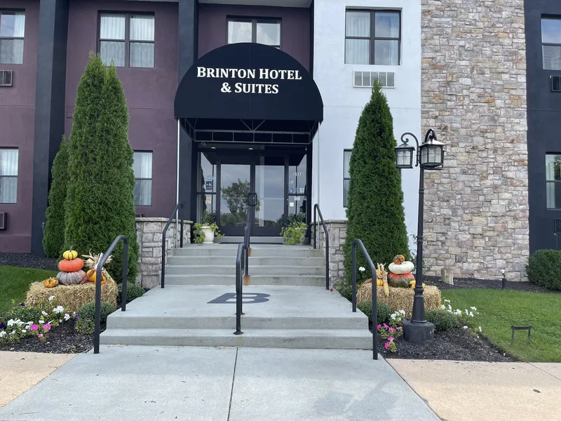 Brinton Suites hotel detail image 6