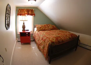 Hyde Away Inn hotel thumbnail 4