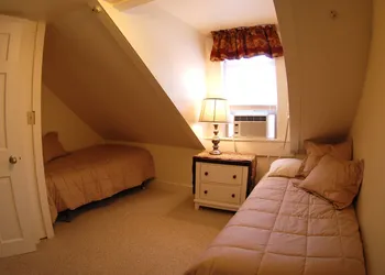 Hyde Away Inn hotel thumbnail 6