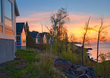 Cove Point Lodge hotel thumbnail 4