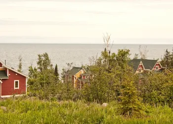 Cove Point Lodge hotel thumbnail 5