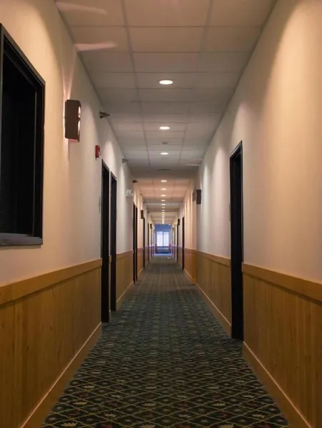 White Oak Inn & Suites hotel detail image 6