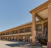 Executive Inn and Suites Cushing hotel detail image 5