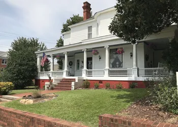 Simmons-Bond Inn Bed & Breakfast hotel thumbnail 2